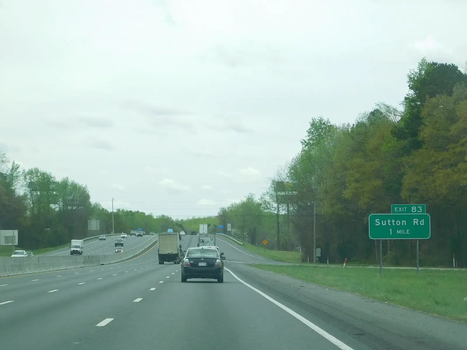 Interstate 77 passing through wooded land in South Carolina