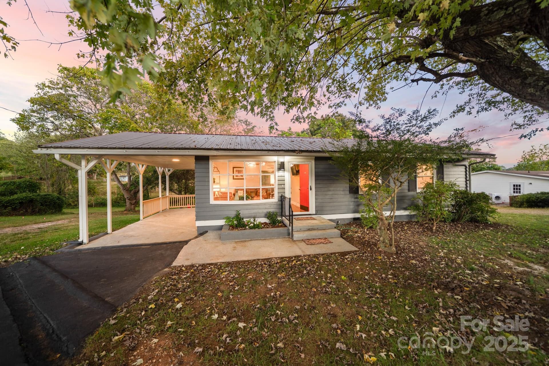 482 Gorman Bridge - Image 1