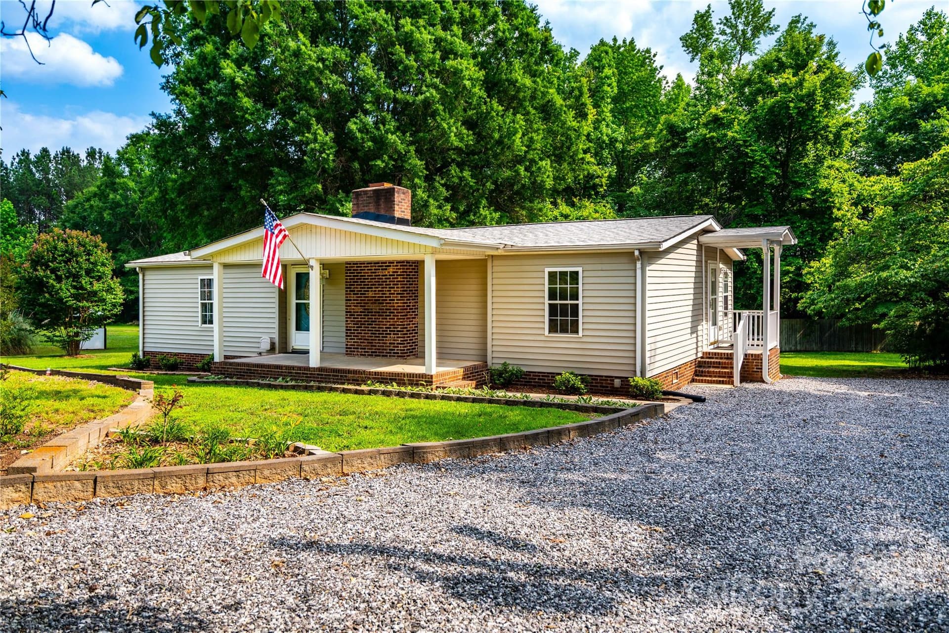 7050 Forney Hill - Image 1