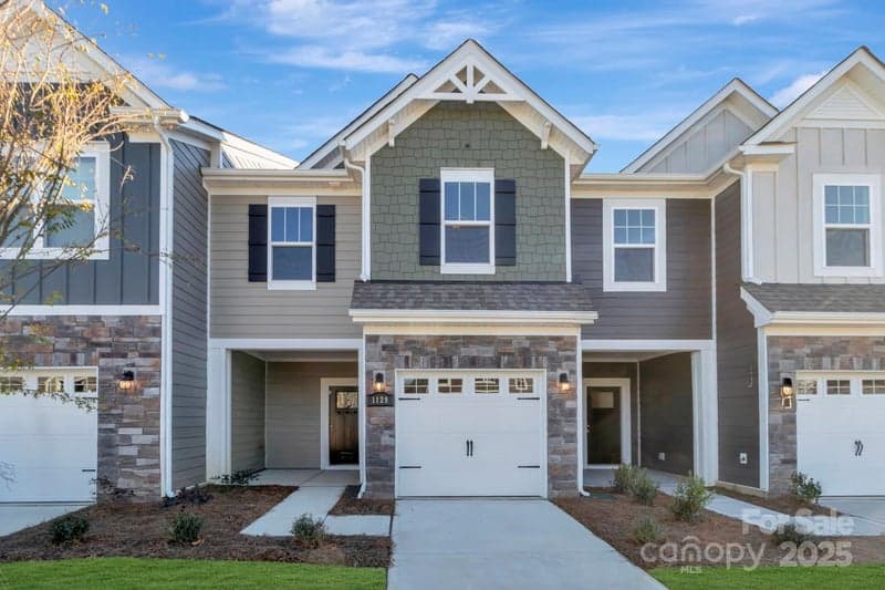 1137 Overbrook, Wingate, NC - 3 beds, 3 baths, 1,603 sqft - $244,990