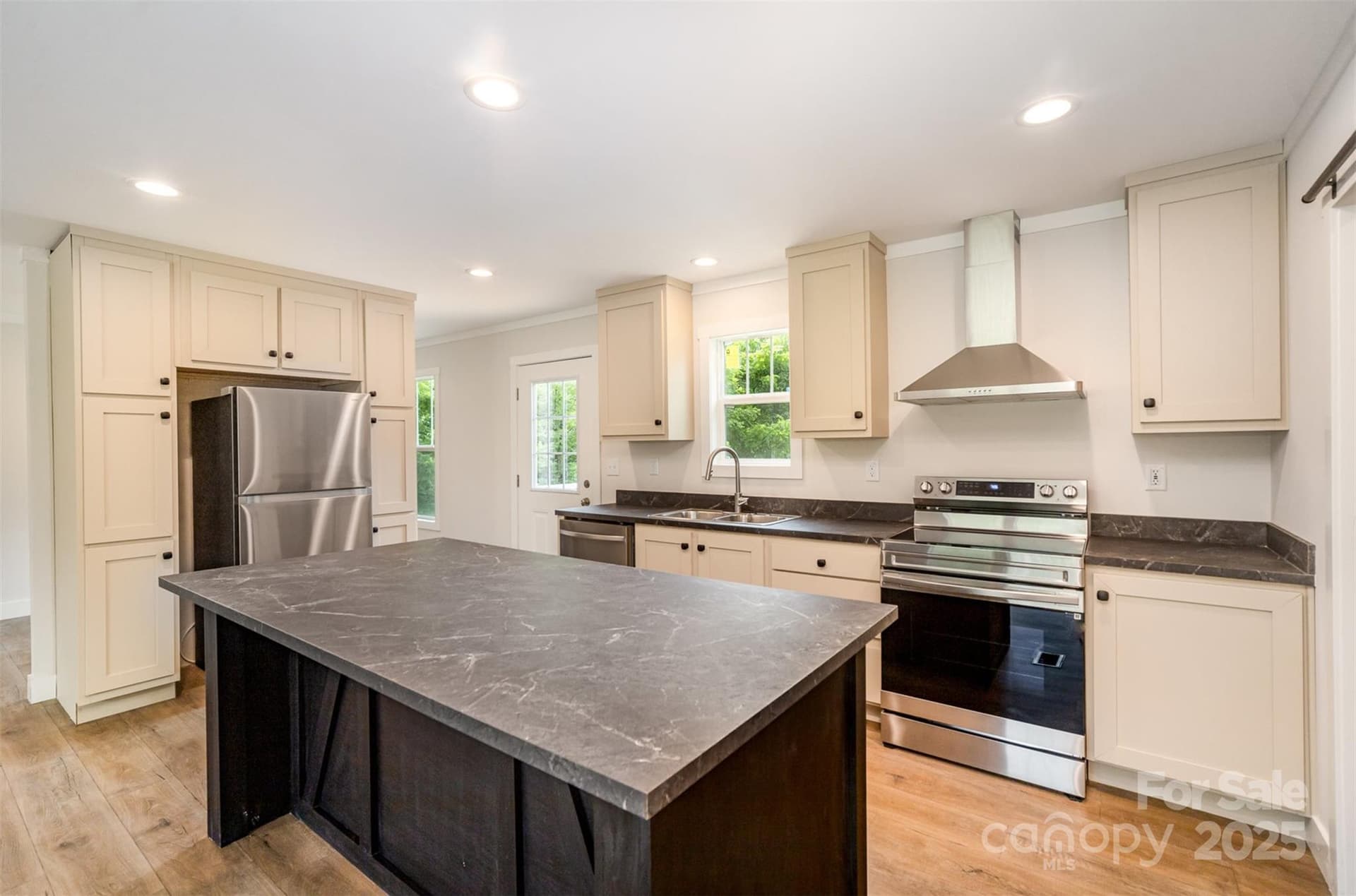 110 Ashland - Image 1