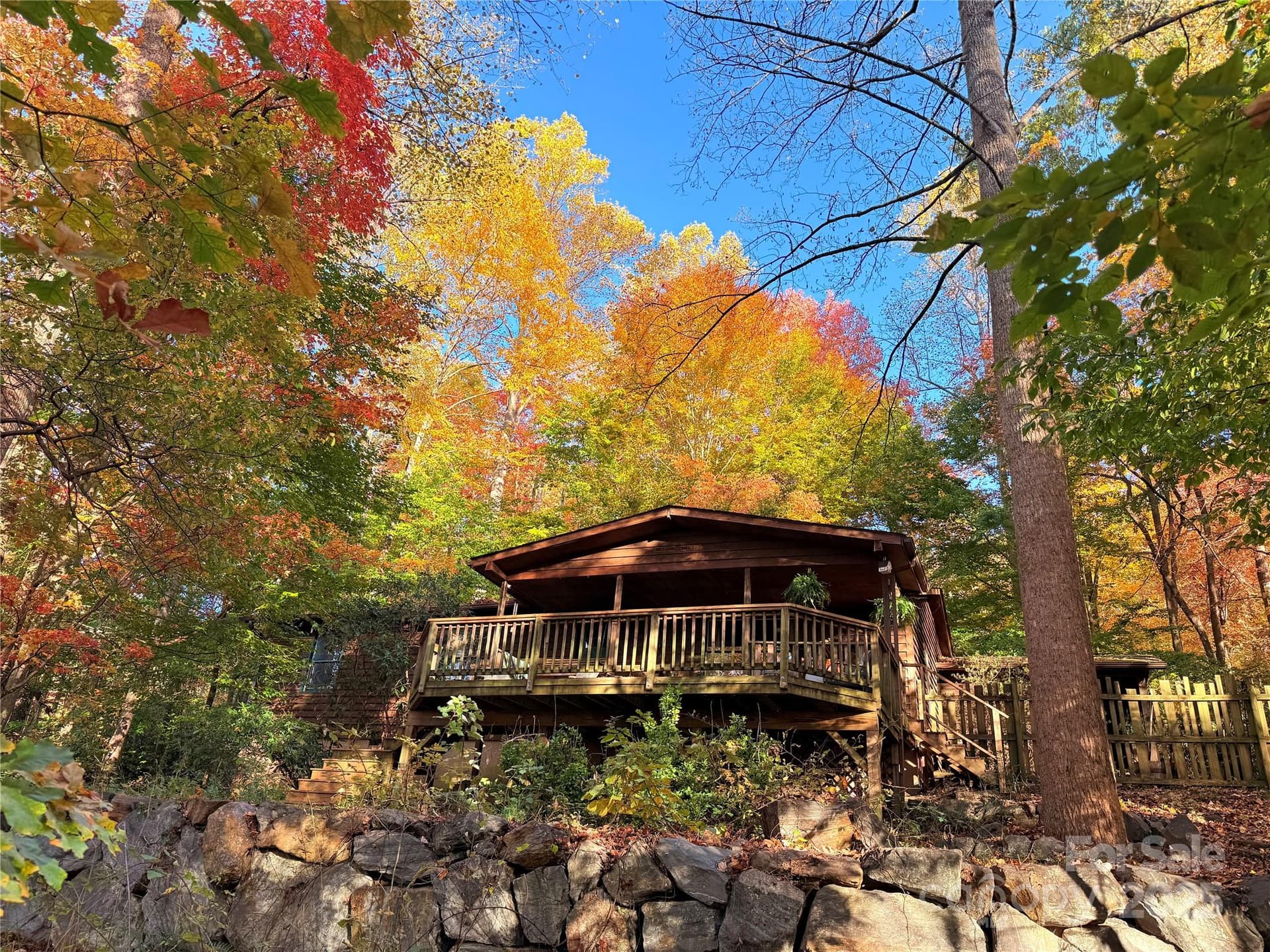 23 Hunting Lodge - Image 1