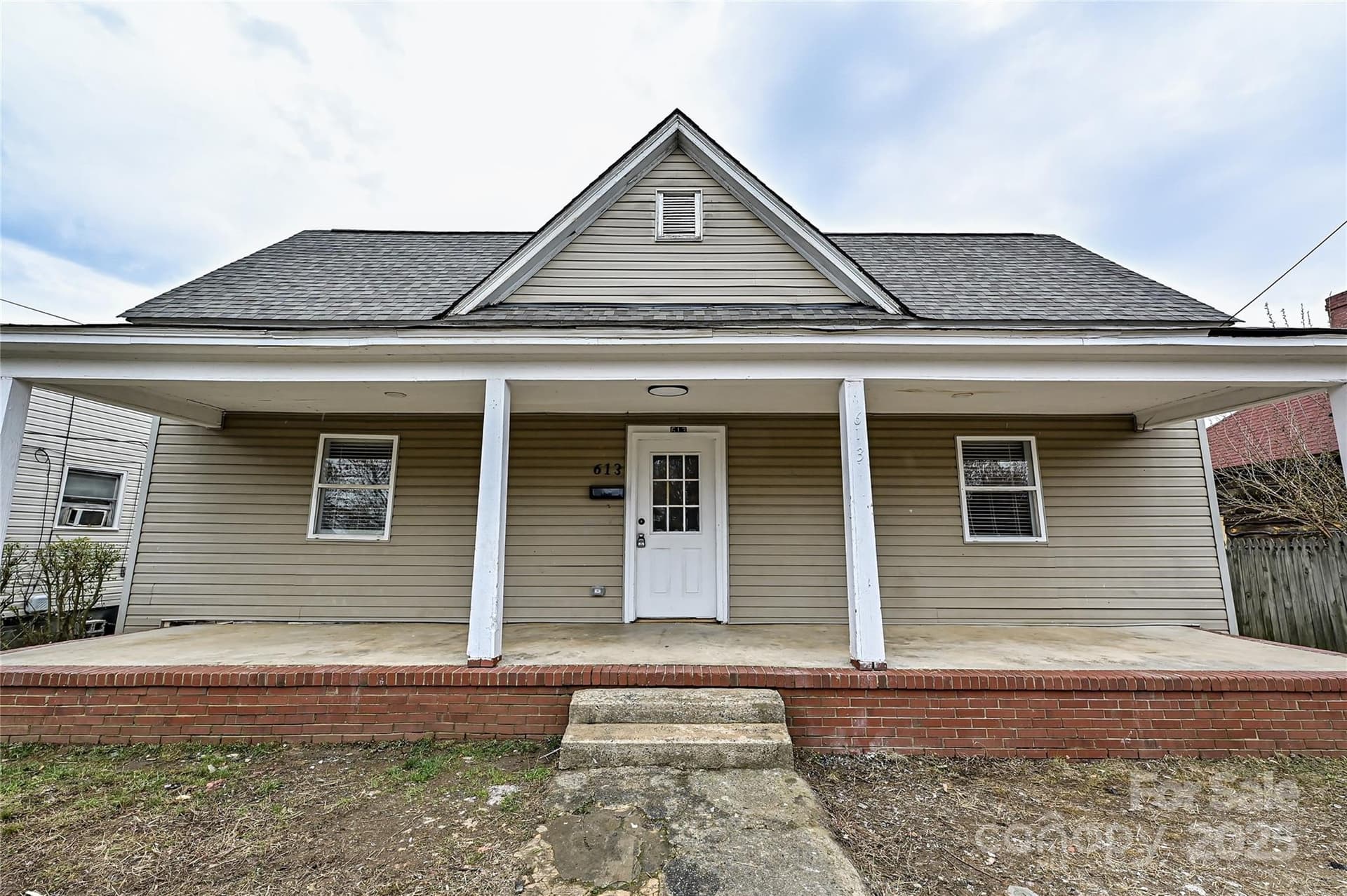 613 Liberty - Image 1