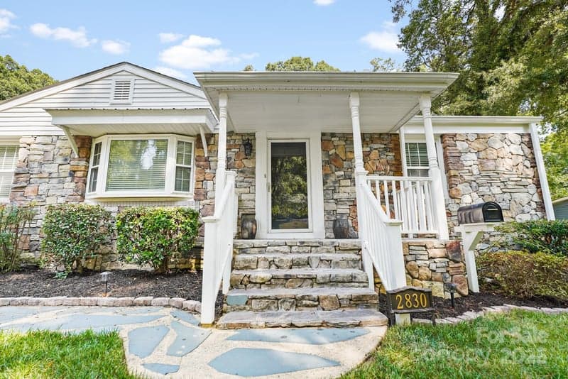 2830 Royston 2, Charlotte, NC - 3 beds, 2 baths, 1,331 sqft - $450,000