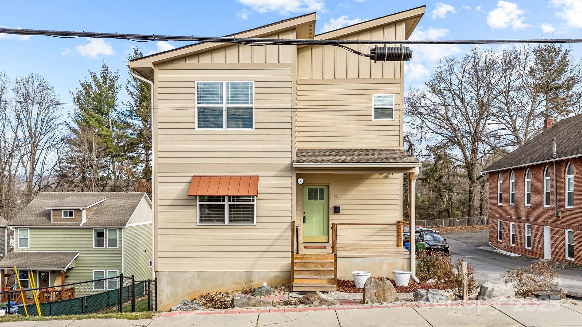 113 Burton - Image 1