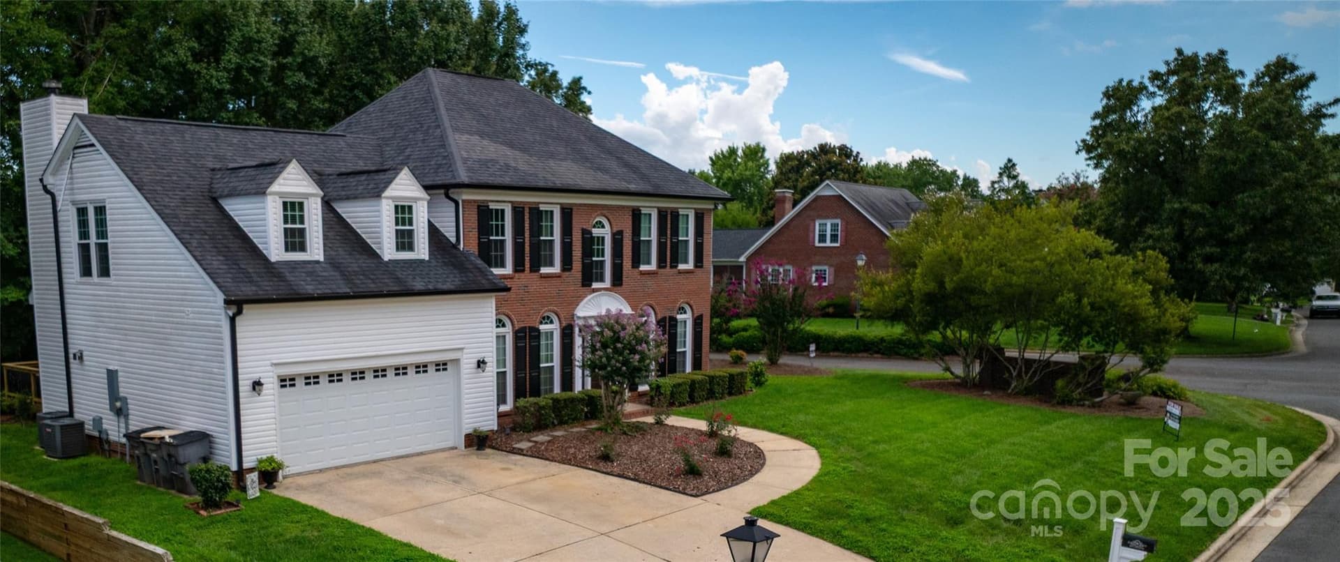 2605 Lamplighter - Image 1