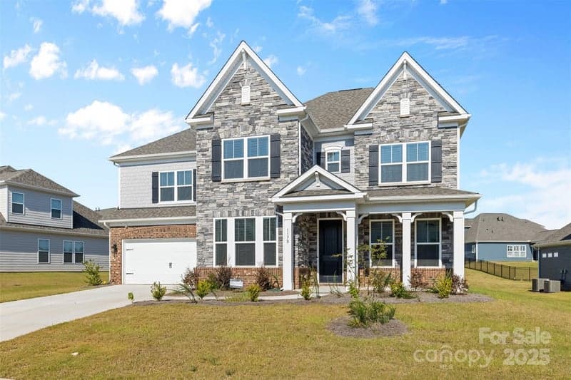 1170 Sugar Creek, Fort Mill, SC - 5 beds, 5 baths, 3,846 sqft - $799,000