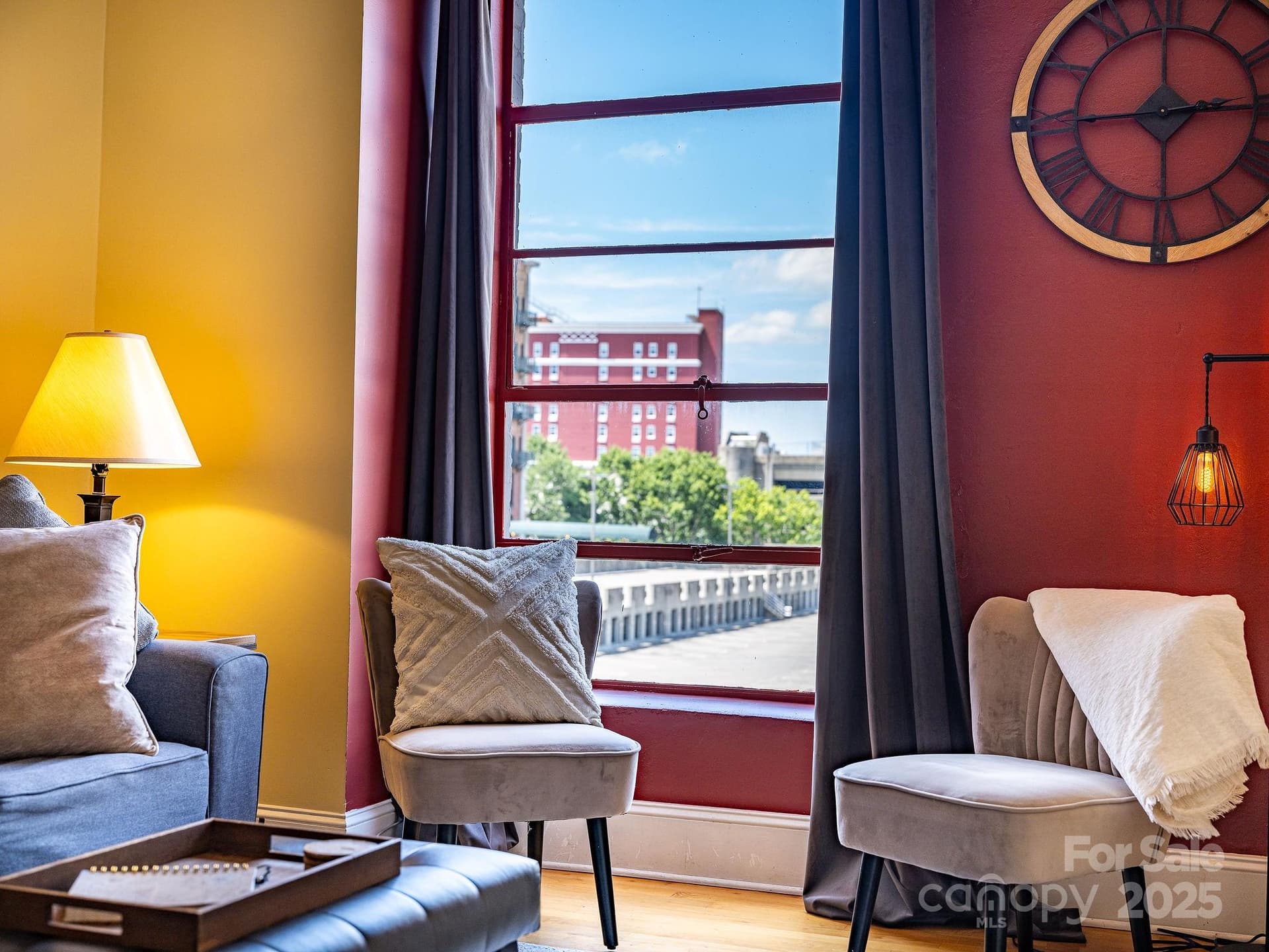 35 Patton 302 - Image 1