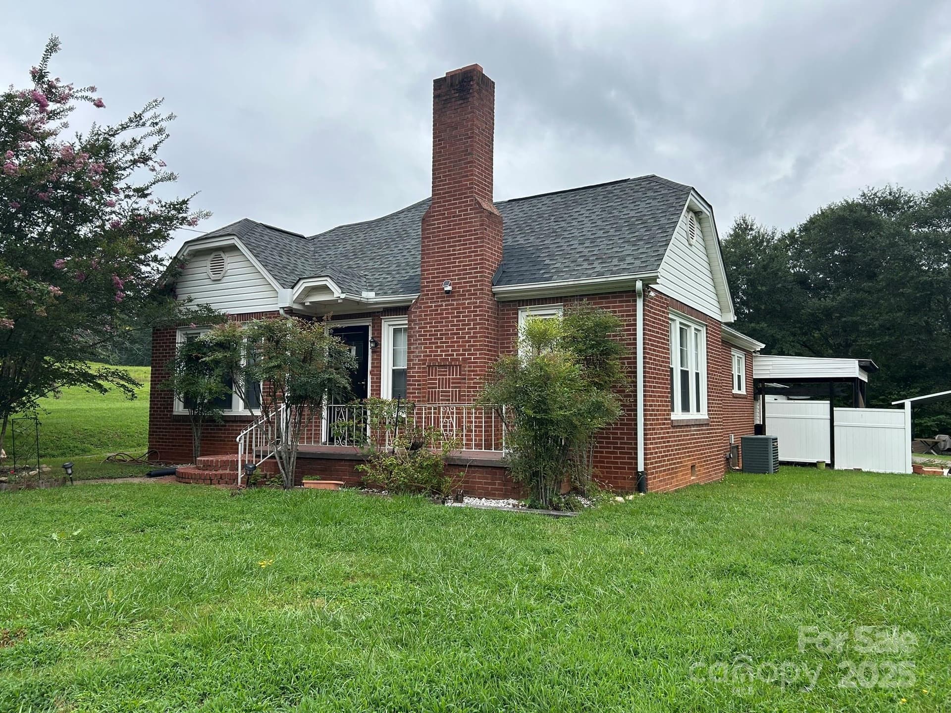 1349 US 221 - Image 1