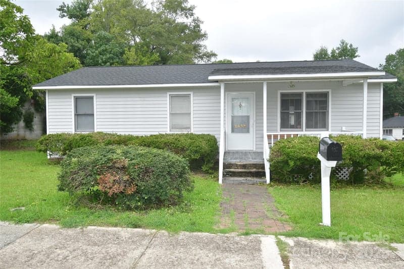 6458 Matson, Kershaw, SC - 3 beds, 2 baths, 984 sqft - $120,000