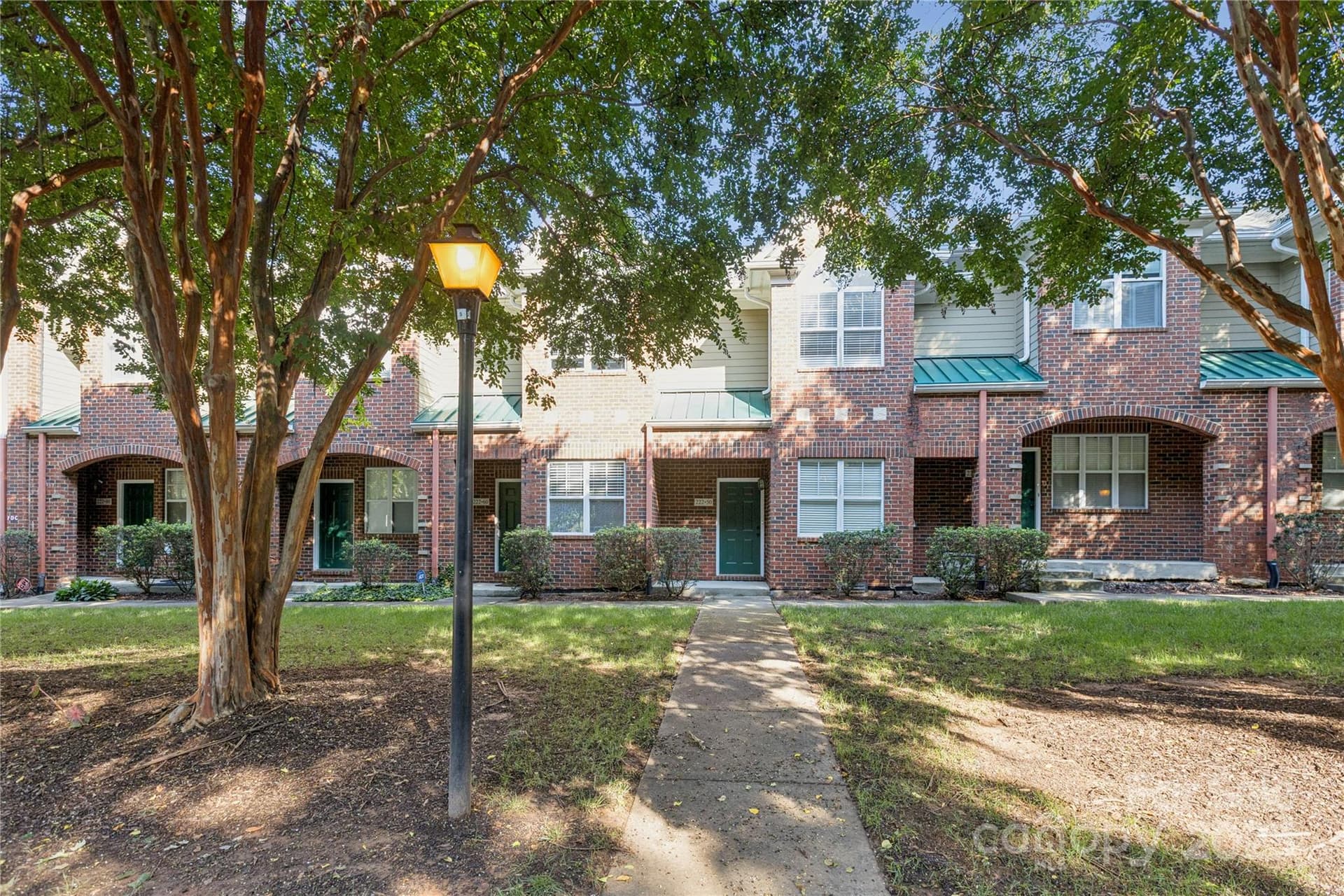 222-50 Torrence - Image 1