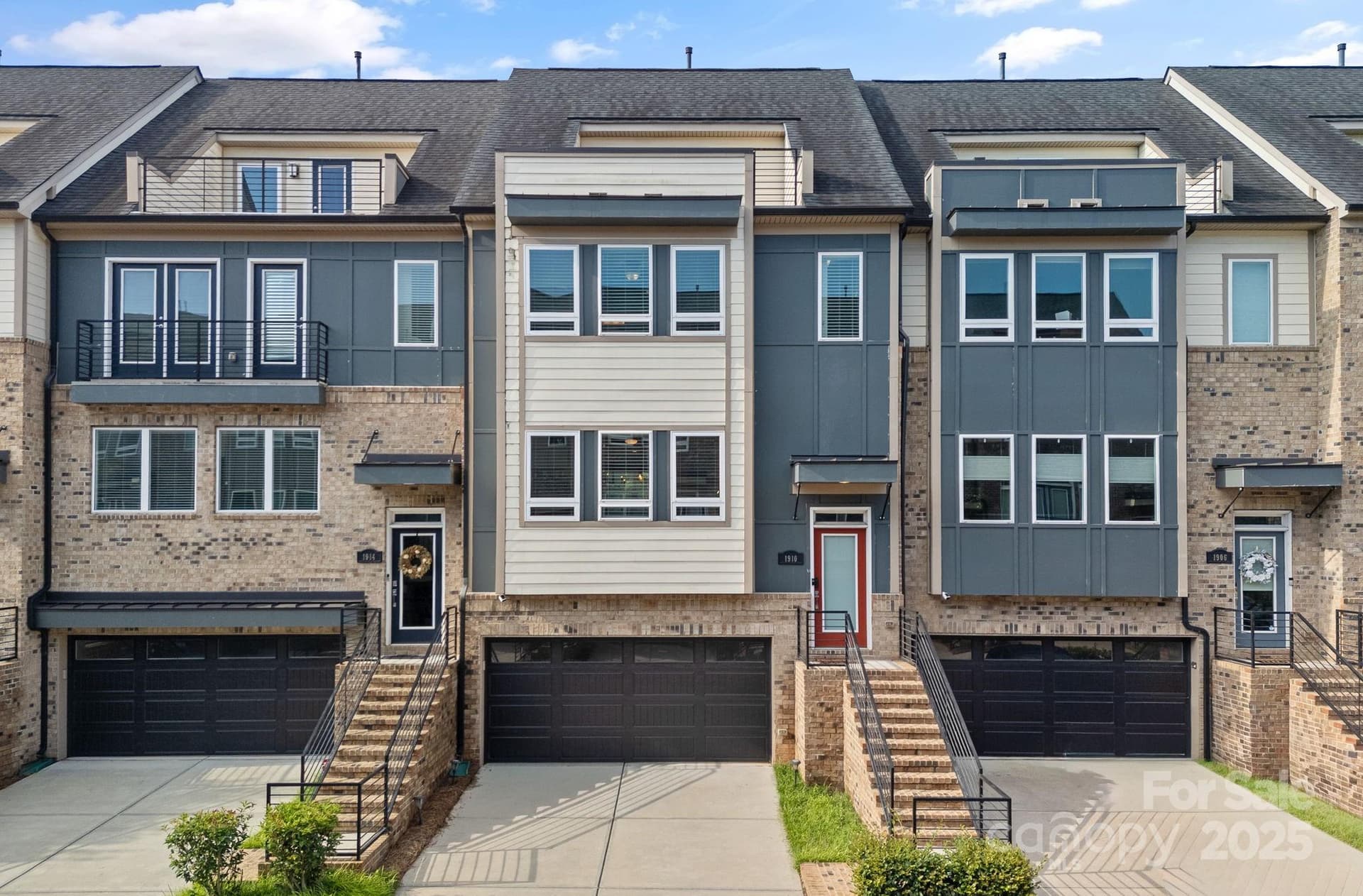 1910 Seegars - Image 1