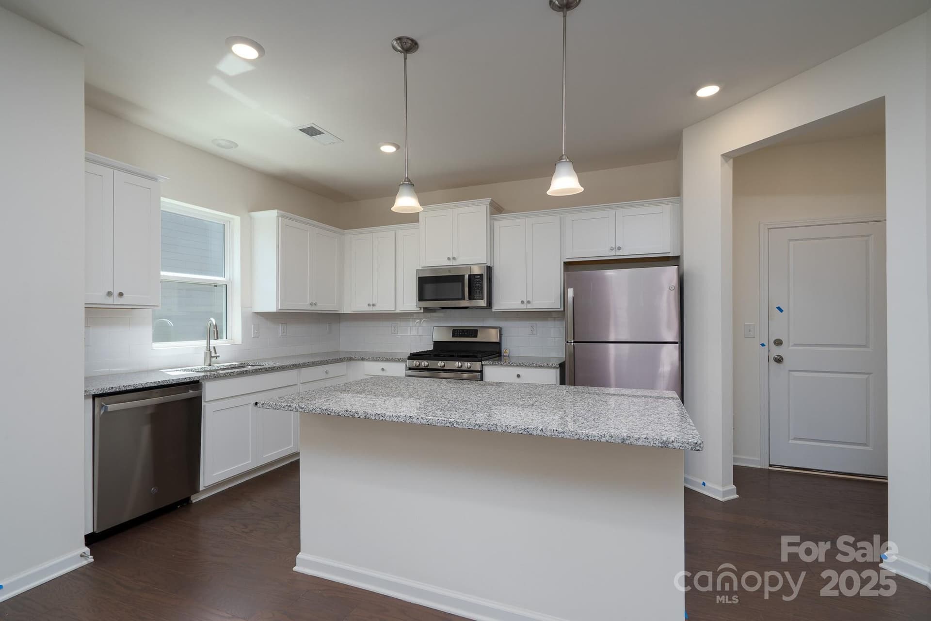 2740 Aubrey - Image 1