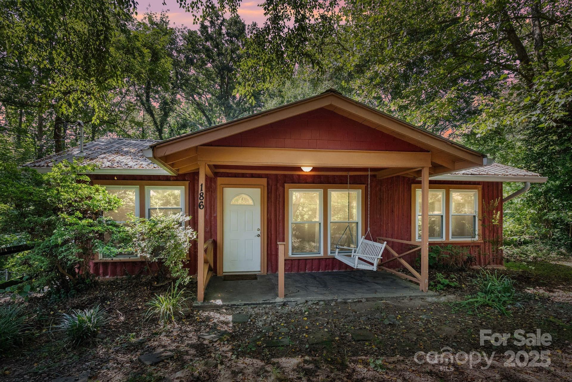 186 Pisgah View - Image 1