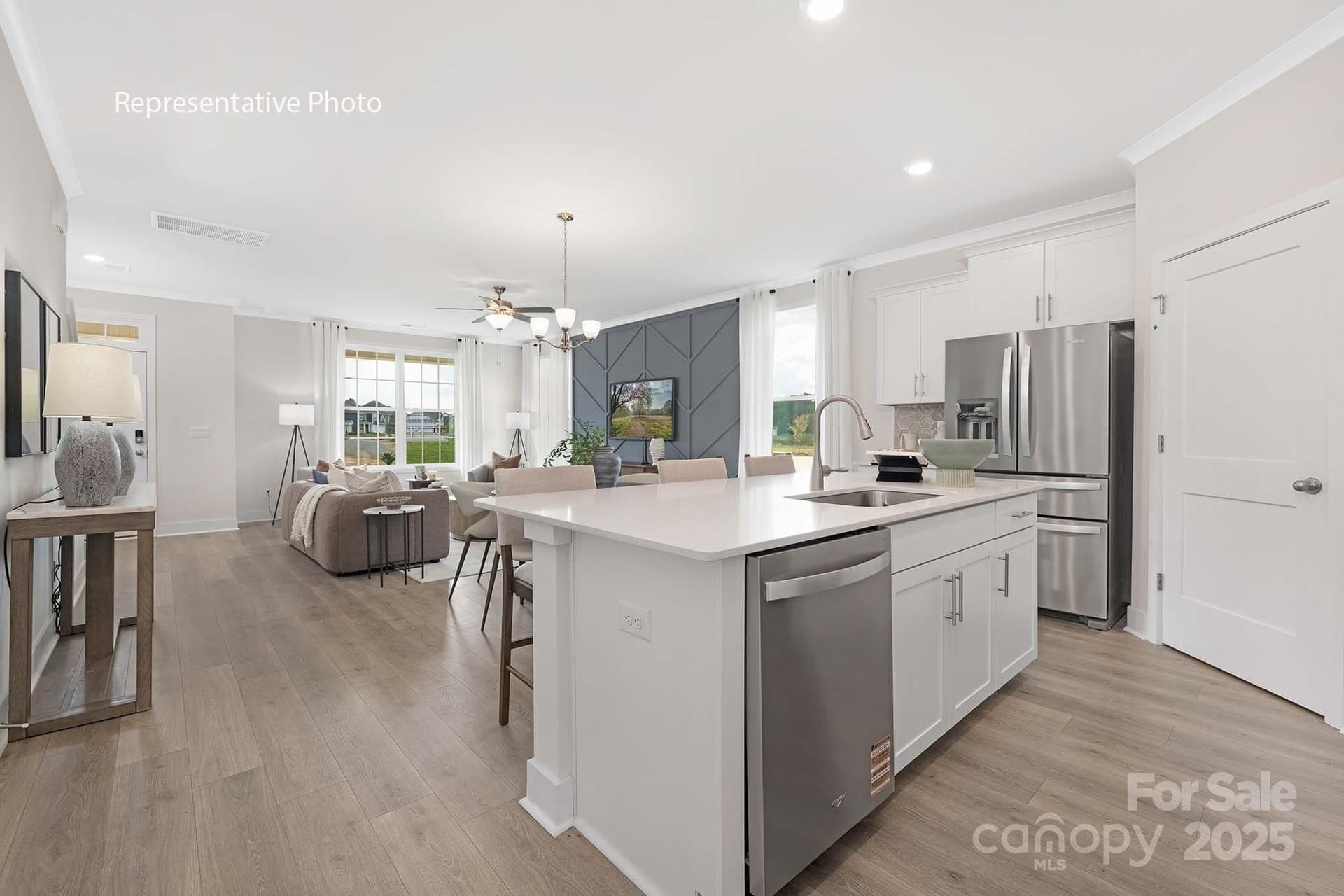 2051 Harlequin - Image 1