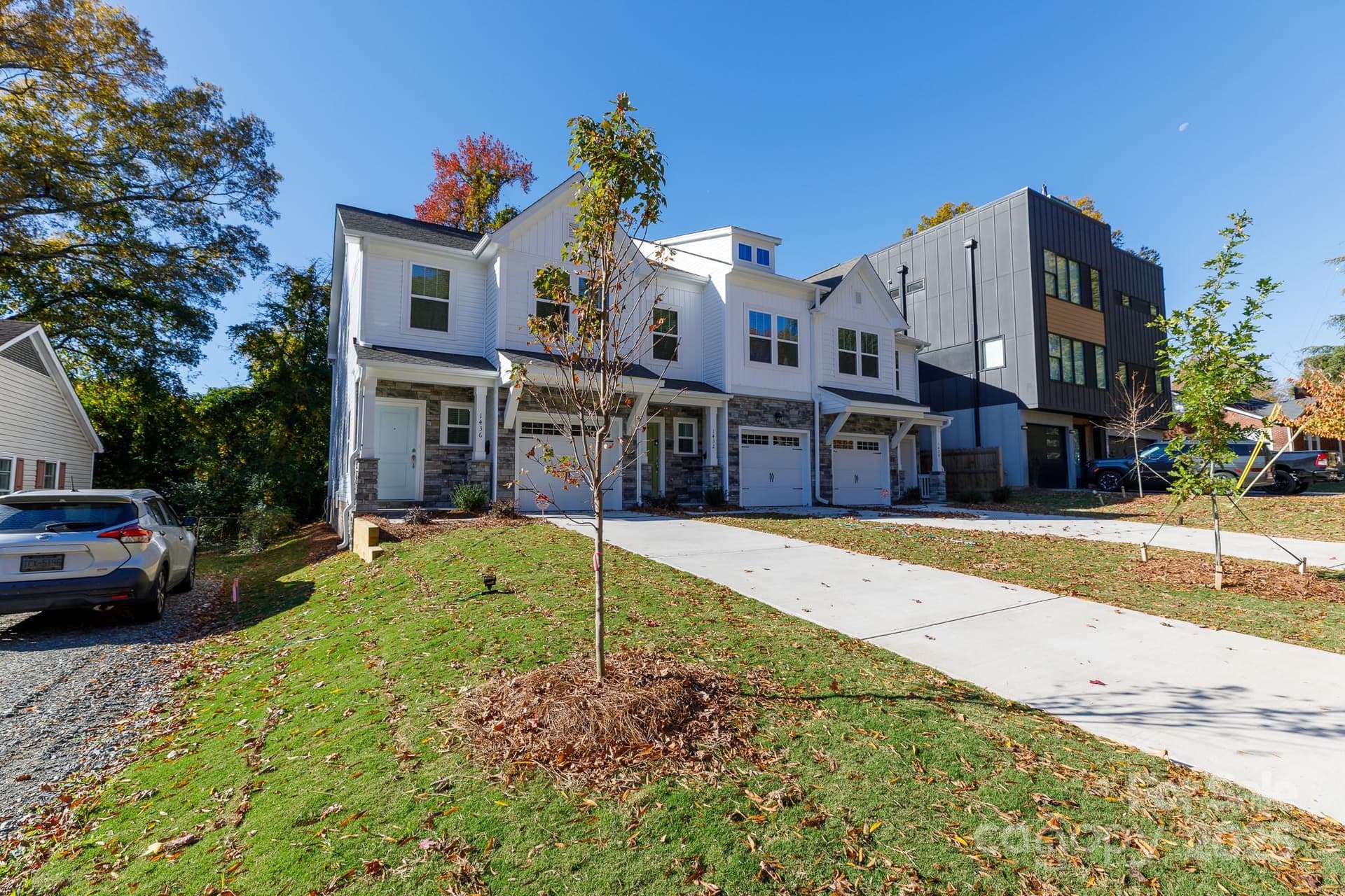 1436 Anderson - Image 1