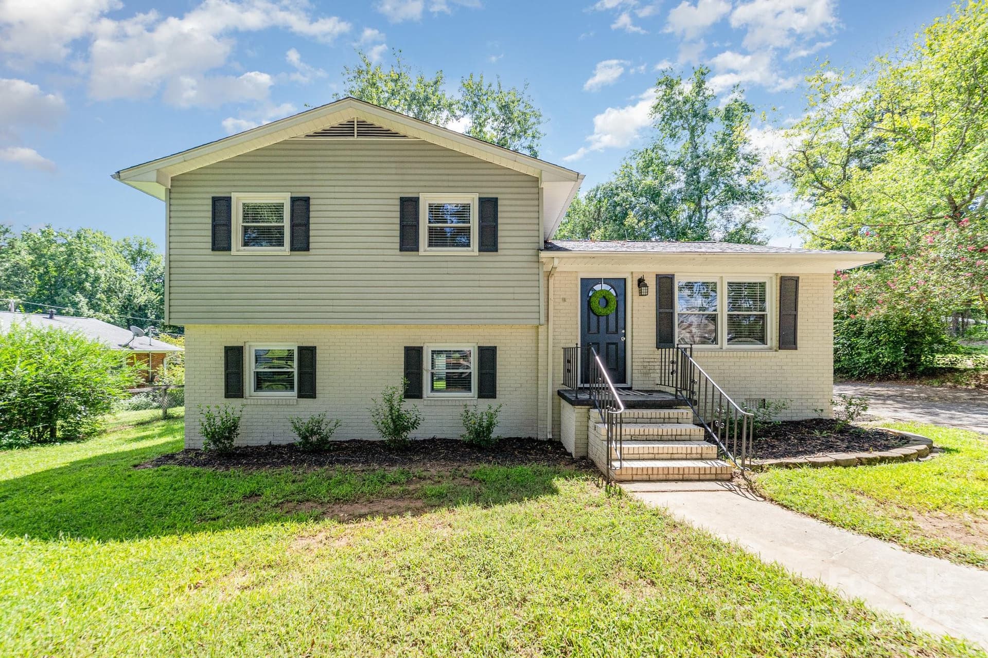 115 Northcrest - Image 1