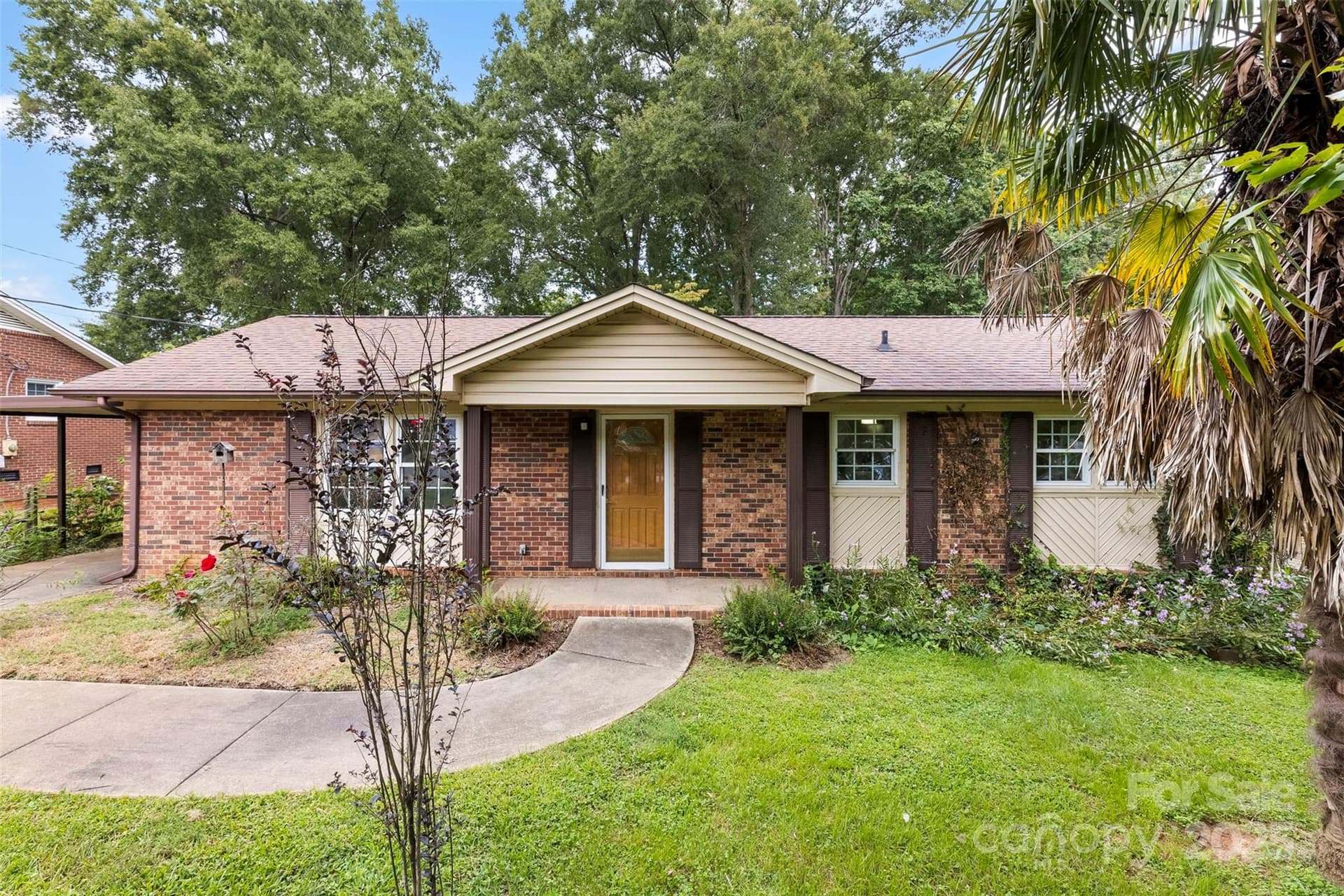 1530 Moore - Image 1