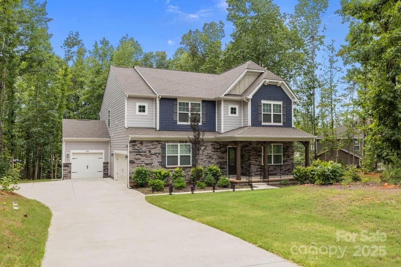 11125 Dappled Light, Mint Hill, NC - 5 beds, 5 baths, 3,373 sqft - $694,000