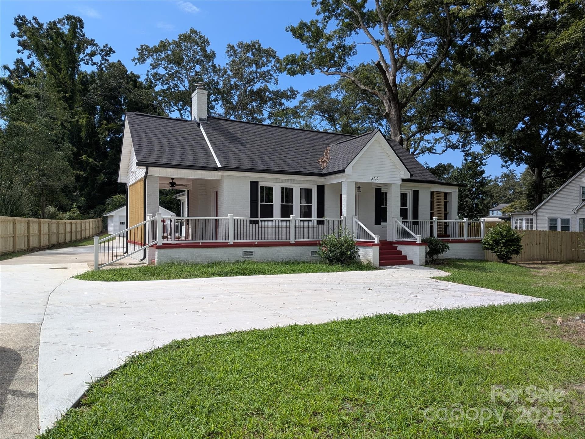 933 Warren W - Image 1