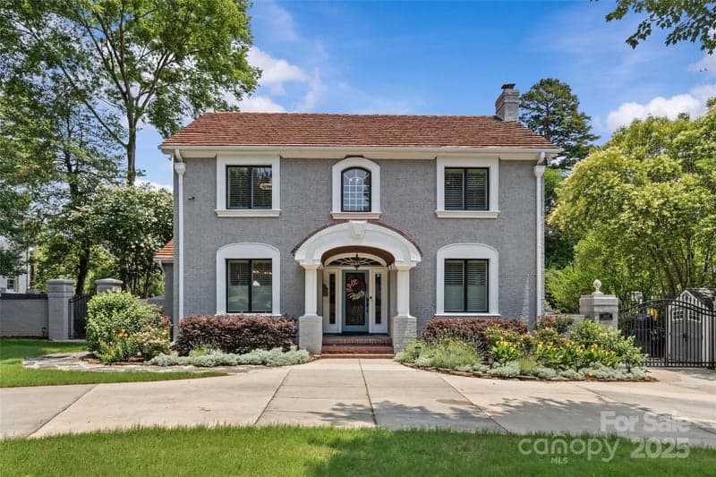1619 Providence, Charlotte, NC - 4 beds, 5 baths, 4,148 sqft - $1,695,000