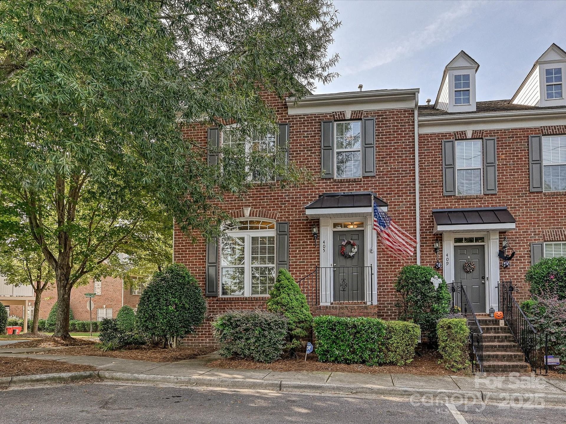 405 Armour - Image 1