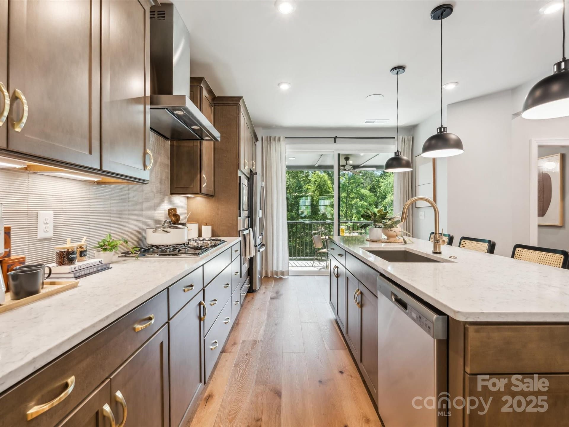 432 Old Town Village - Image 1