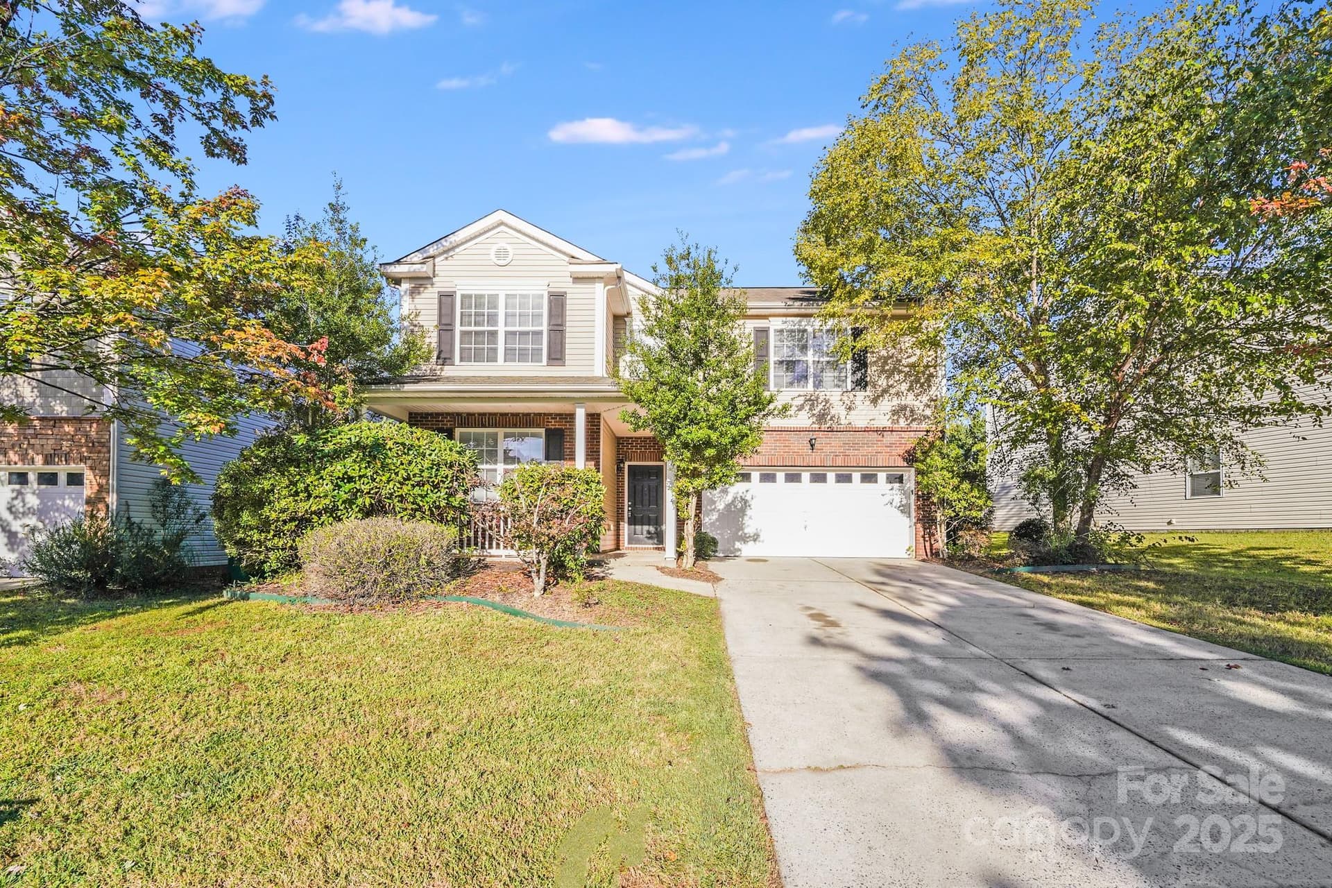 7403 Lamplighter Close - Image 1