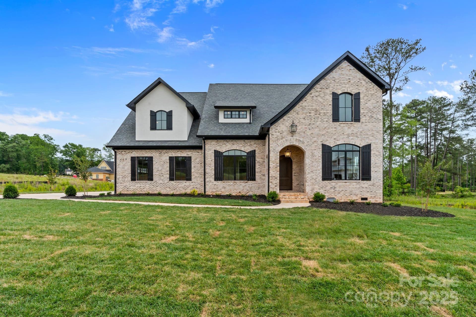 6805 Weddington Matthews - Image 1