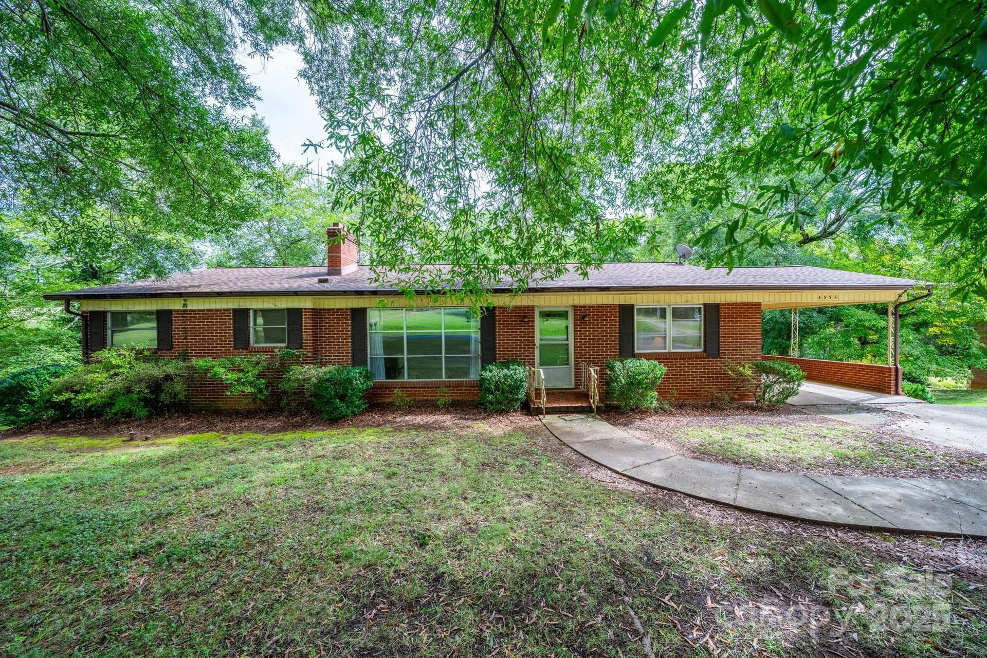 4955 Midway Sand - Image 1