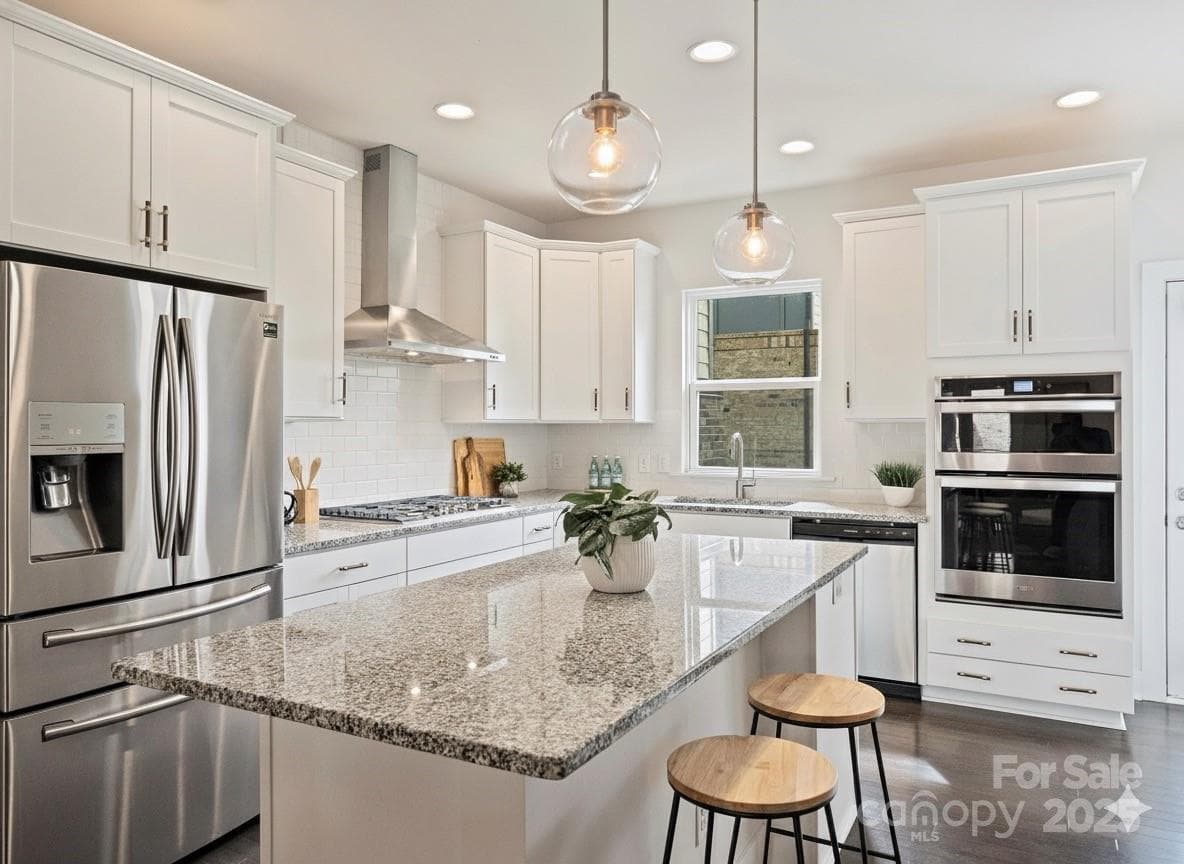 2727 Grand Union - Image 1