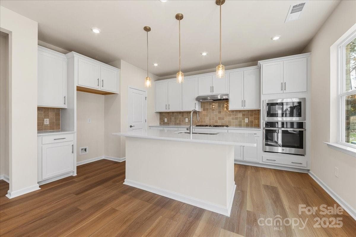 8233 Franklin Trail - Image 1