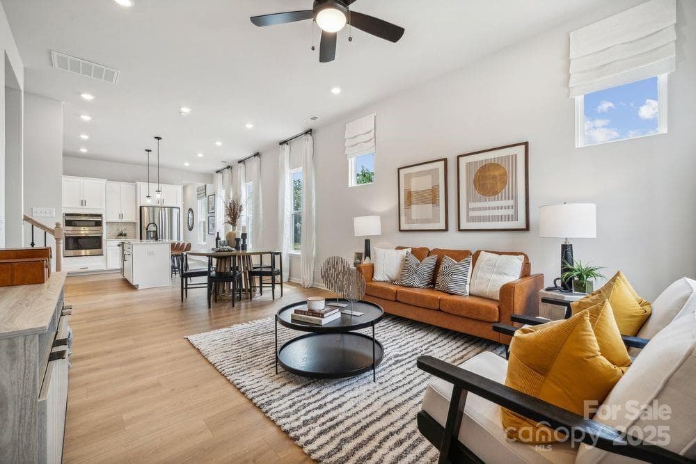 3149 Beacon Heights - Image 1