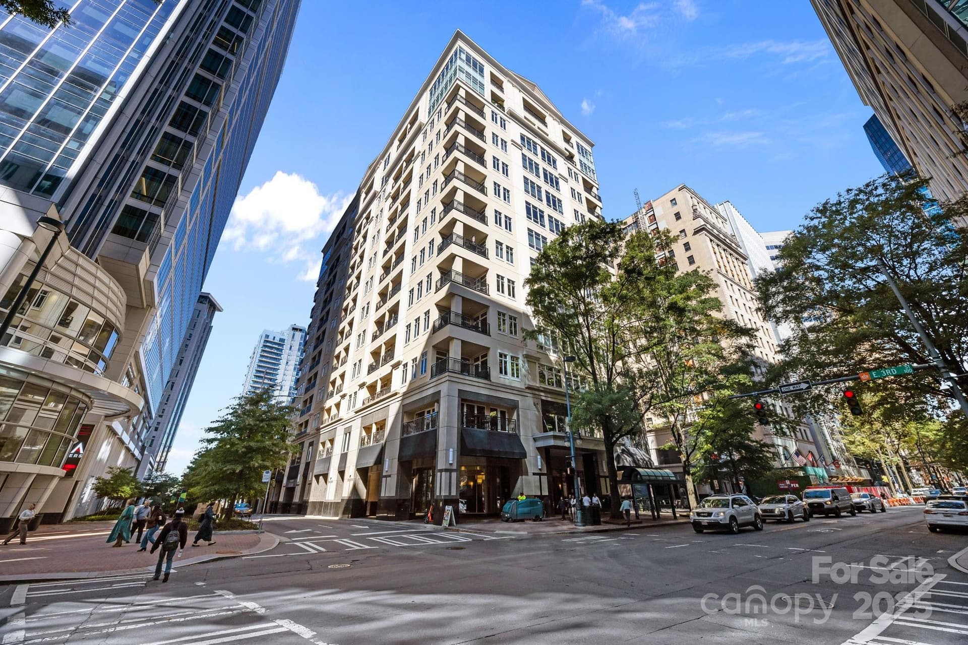 230 Tryon 908 - Image 1