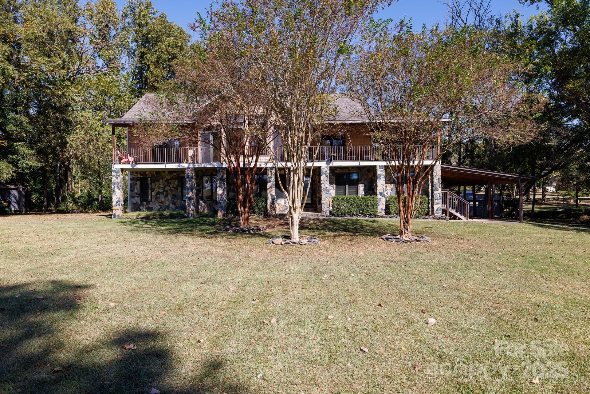 288 Fairway - Image 1