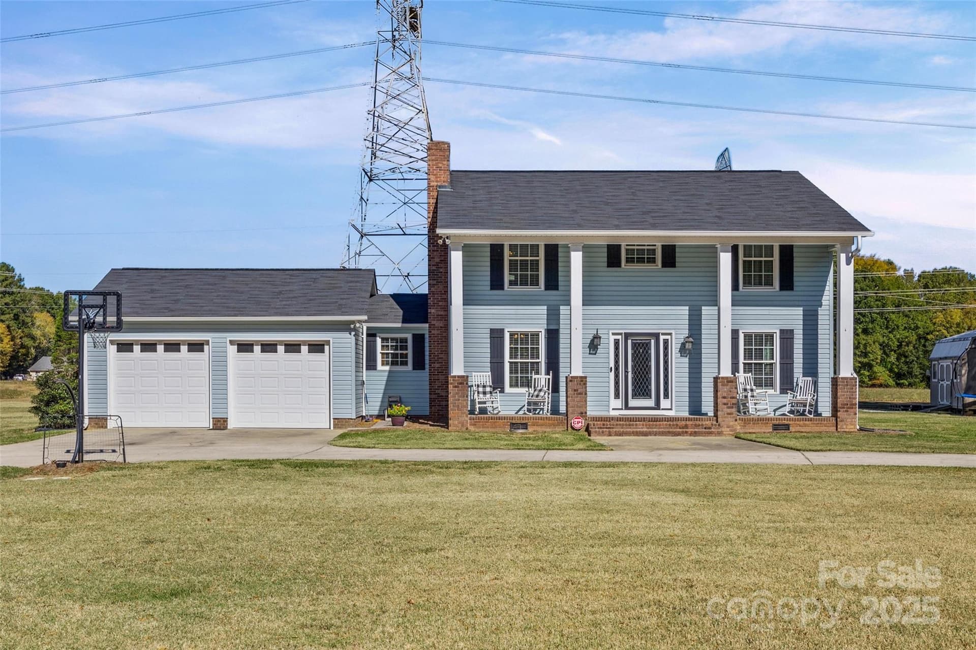 5380 Woodside - Image 1