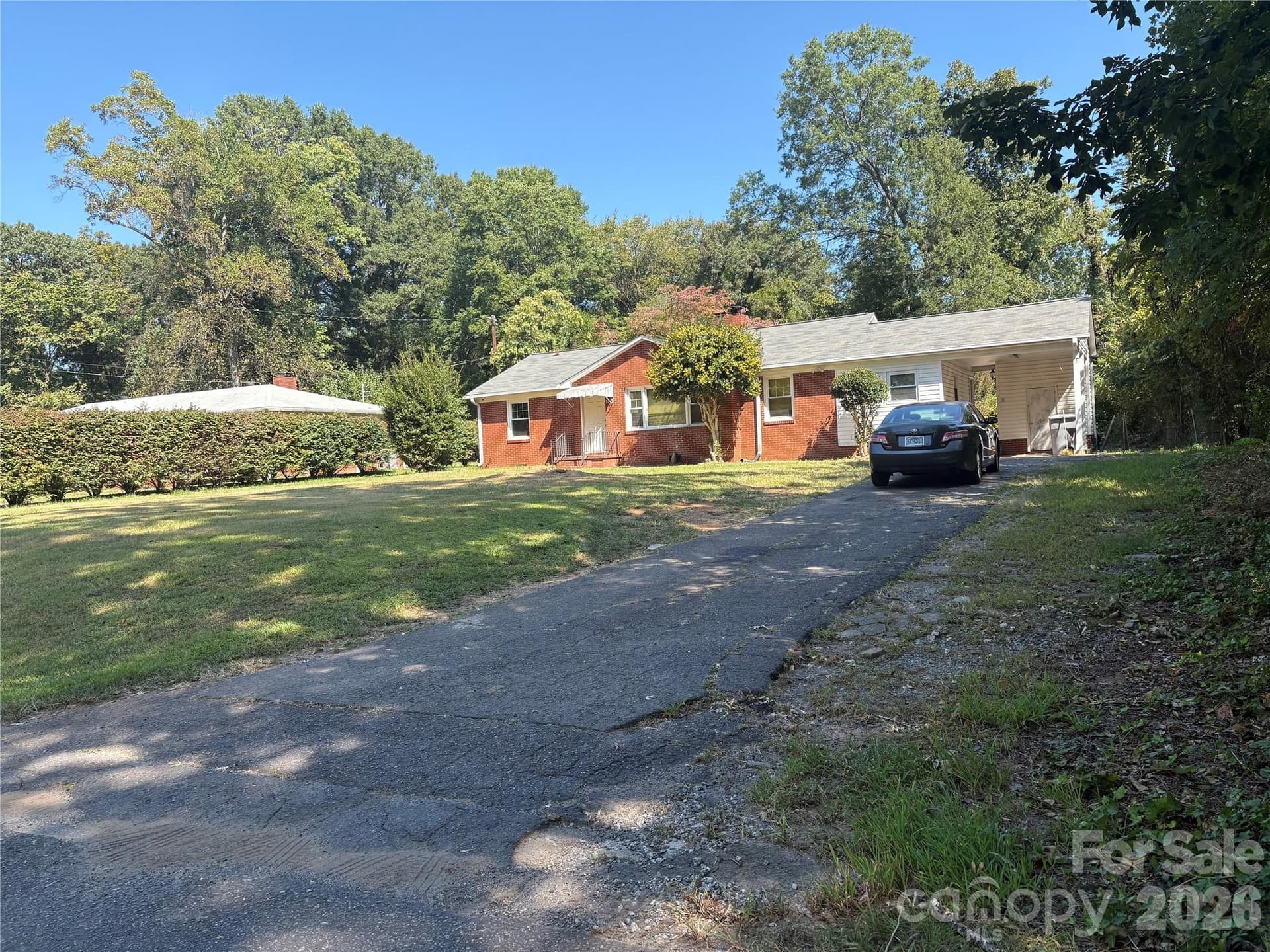 5206 Burke - Image 1