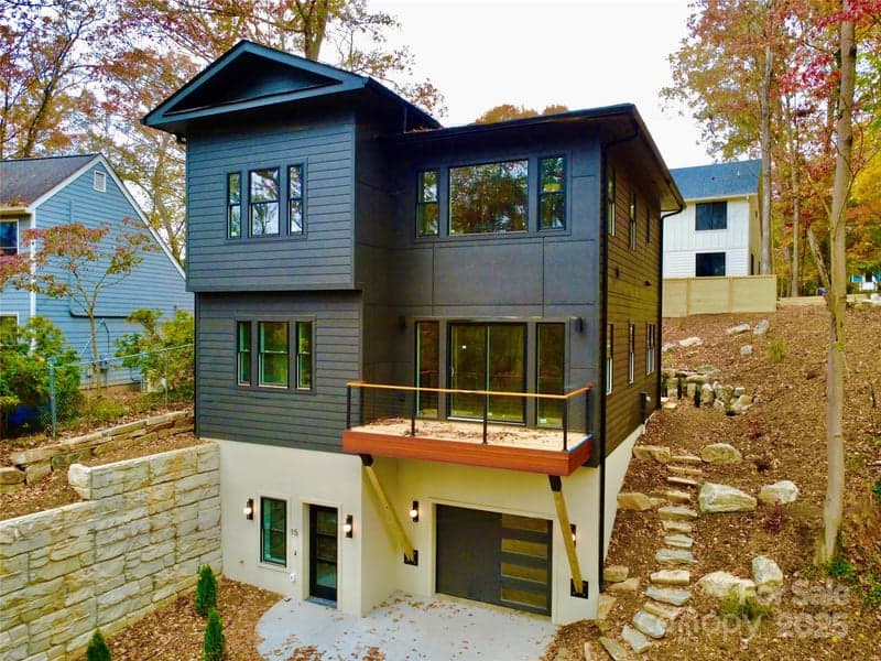 15 Perdue, Asheville, NC - 4 beds, 3 baths, 2,166 sqft - $799,900