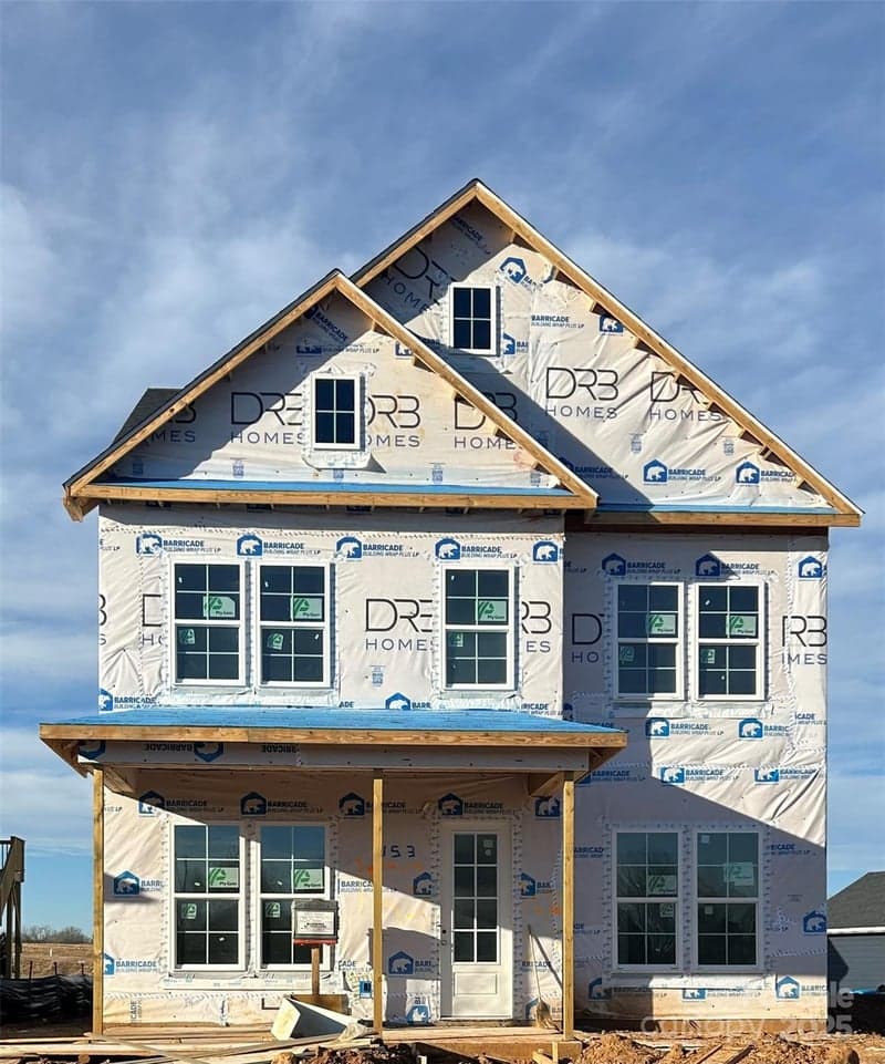 4008 Hickory Place, Pineville, NC - 5 beds, 4 baths, 3,374 sqft - $699,900