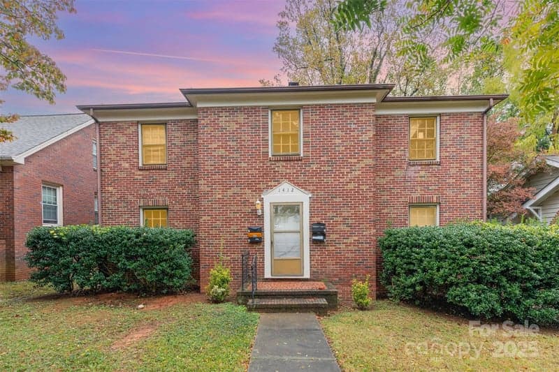 1412 Kenilworth, Charlotte, NC - 4 beds, 0 baths, 2,748 sqft - $1,000,000