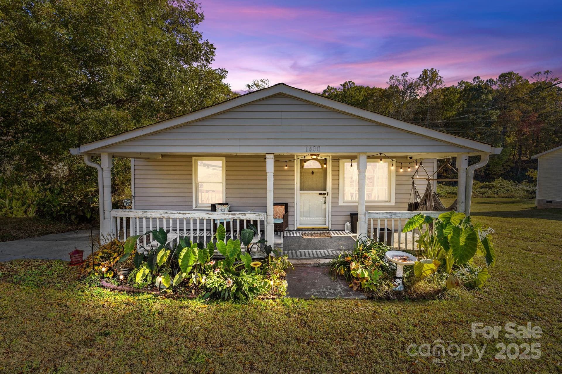 1400 Johnston - Image 1