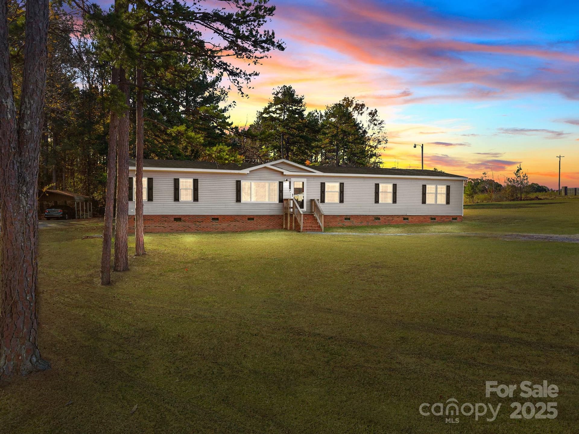 9999 Pebble Creek - Image 1