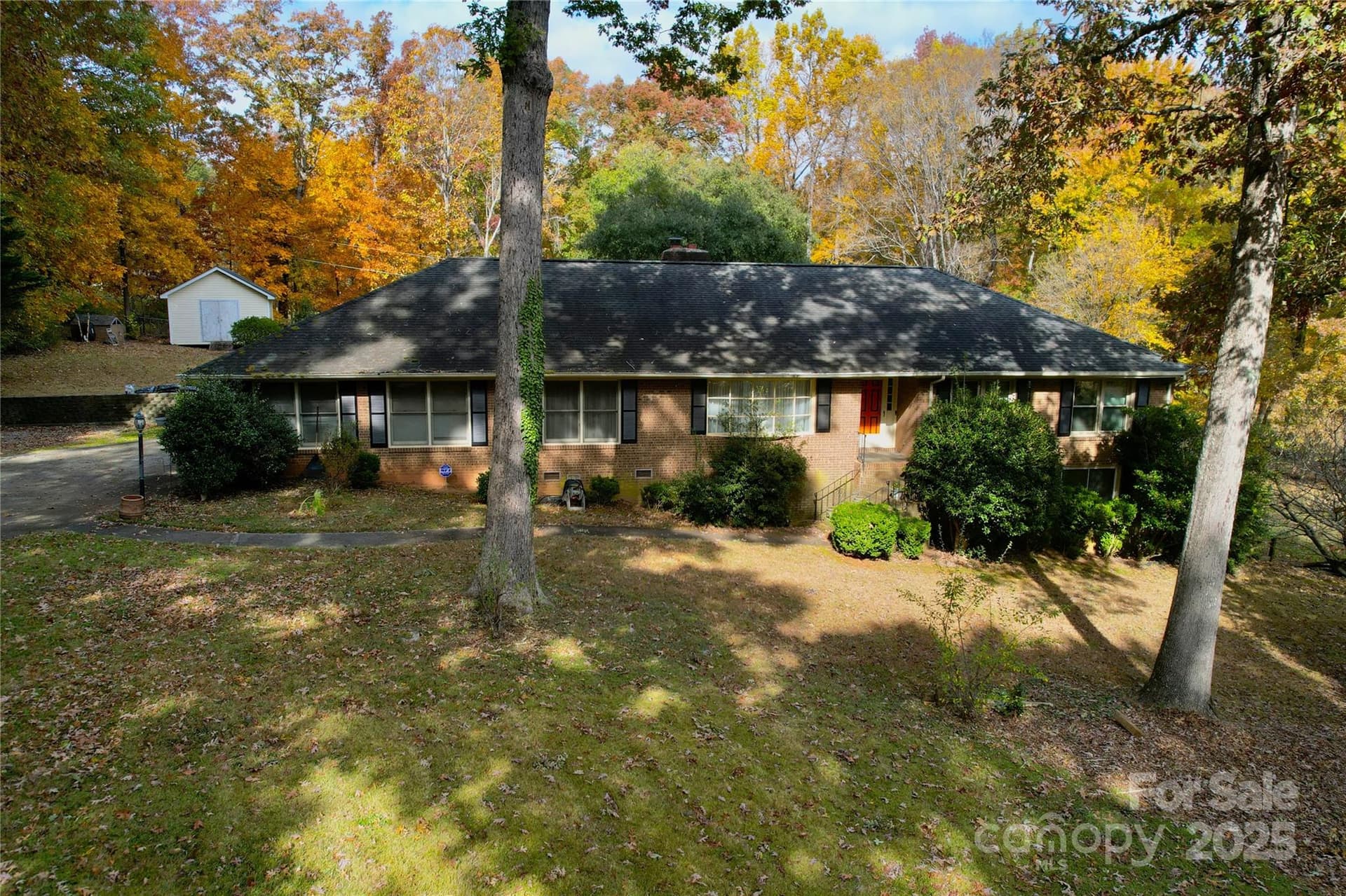 10802 Chestnut Hill - Image 1
