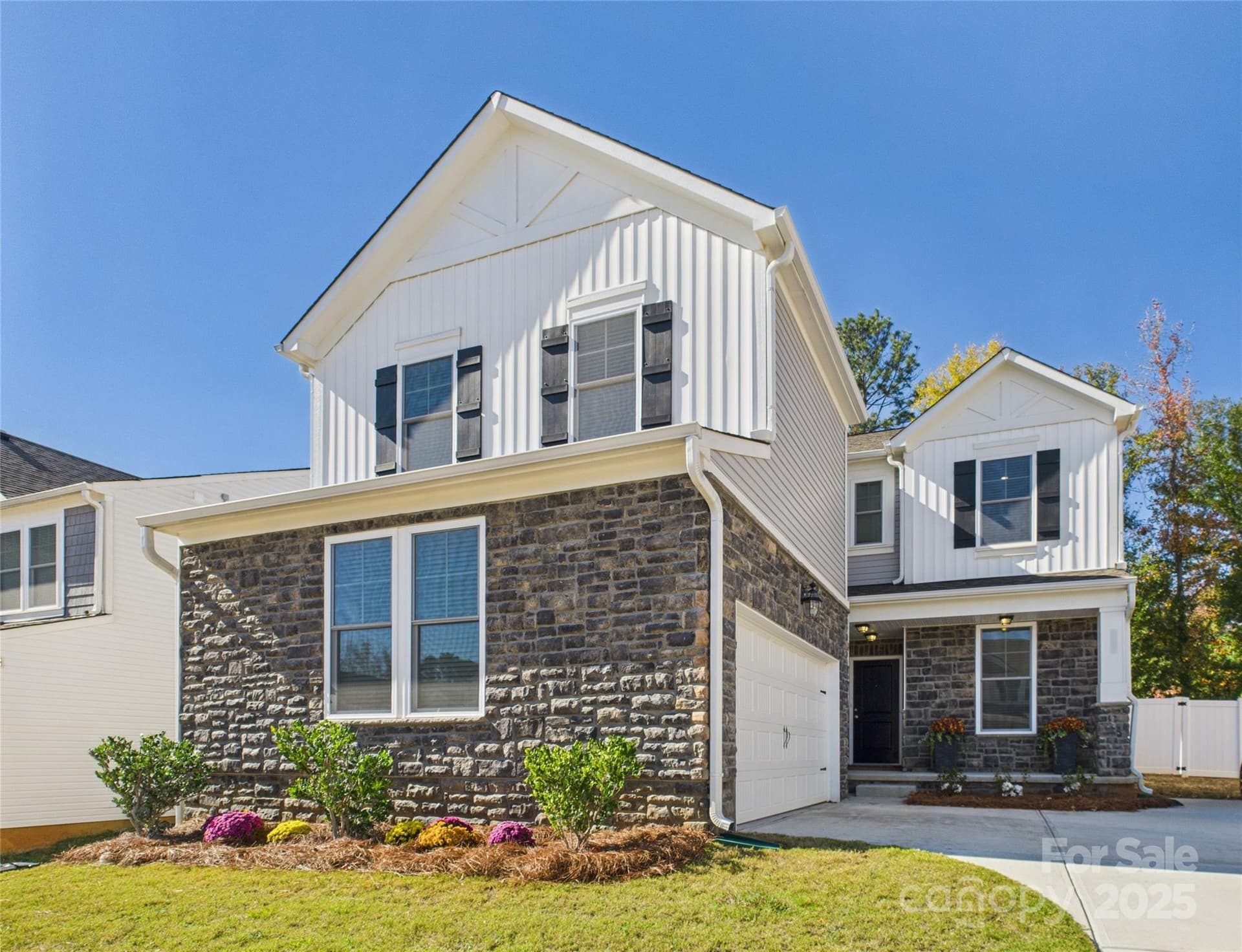 922 Peoria - Image 1