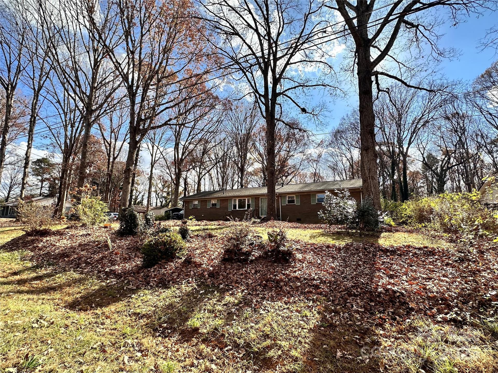 117 Robinson - Image 1