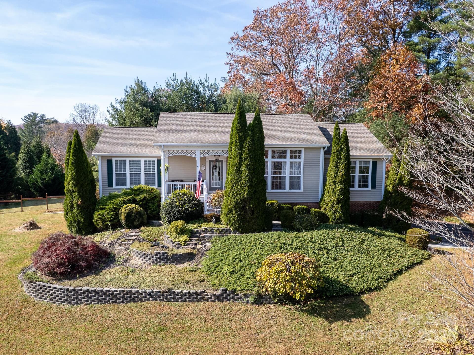 21 Old Applewood - Image 1