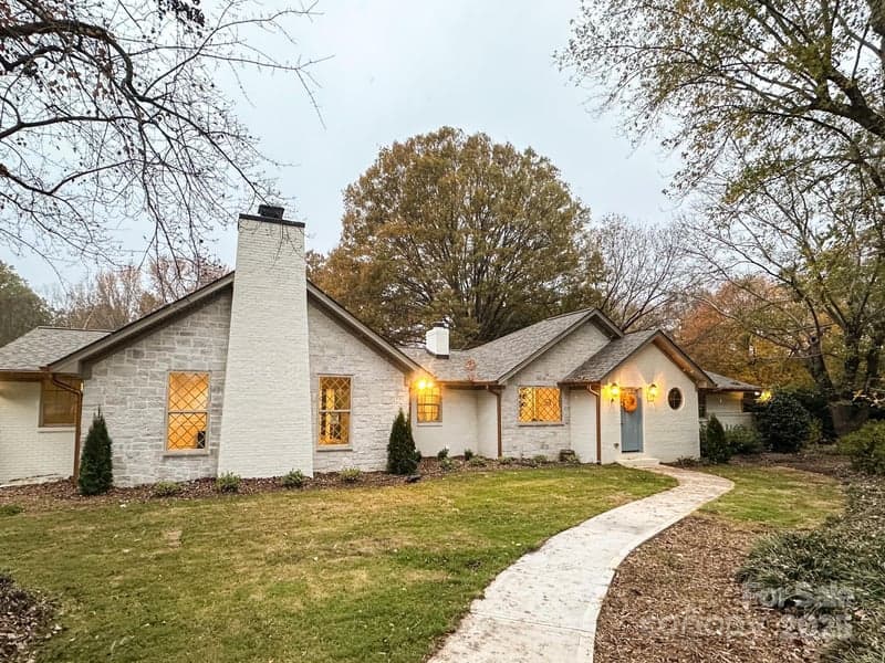 3427 Zelda, Matthews, NC - 5 beds, 3 baths, 2,687 sqft - $829,000