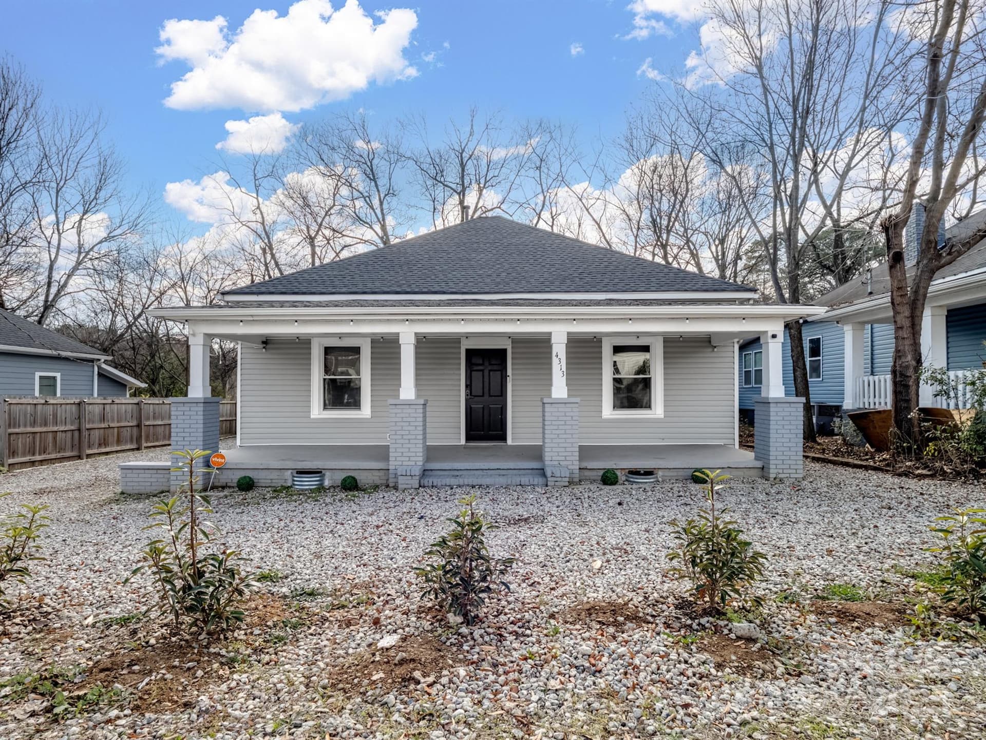 4313 Hovis - Image 1