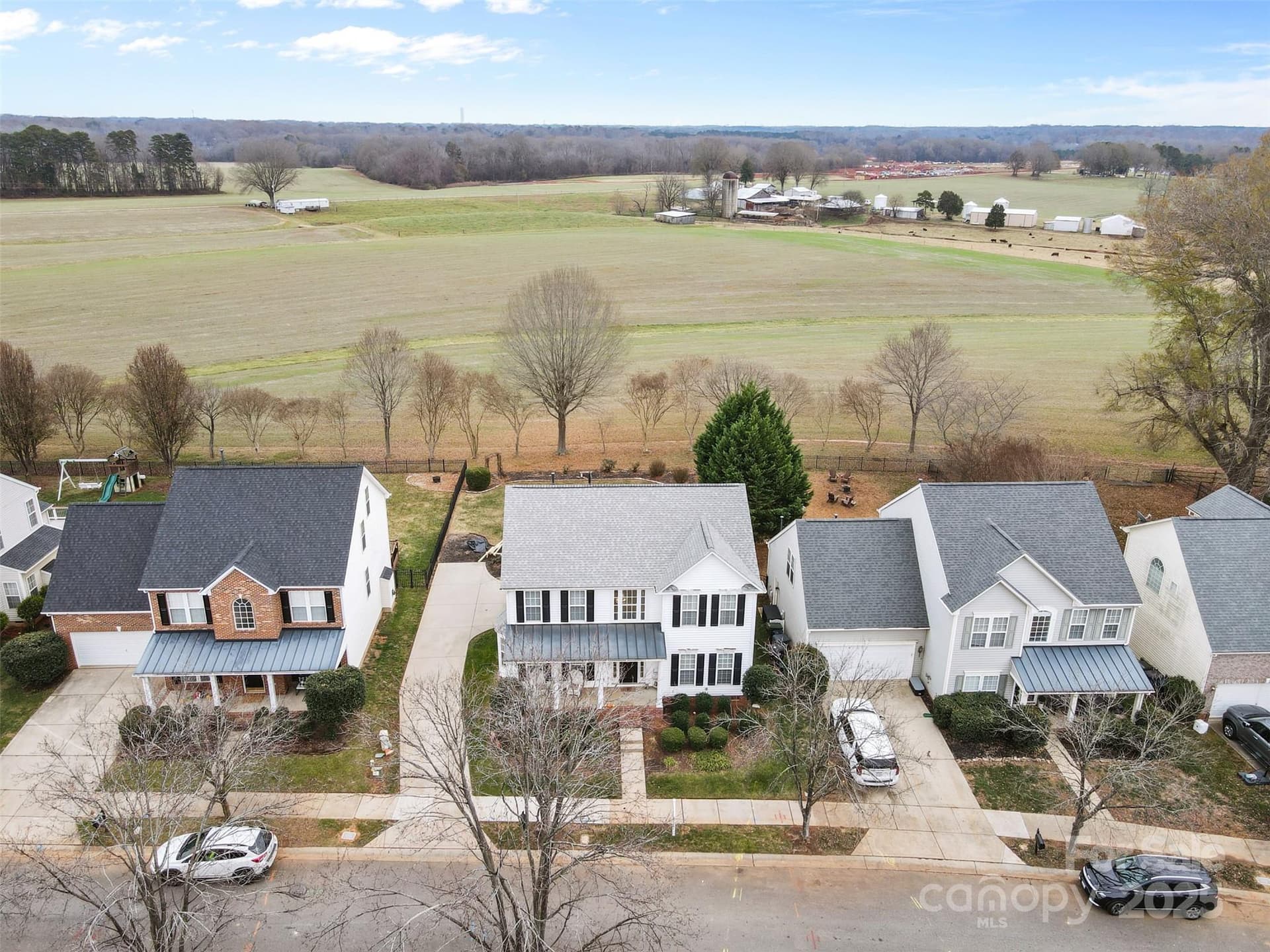 8802 Cool Meadow 176 - Image 1