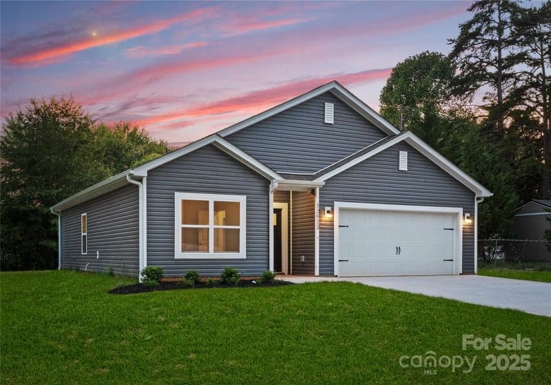 606 Westover, Gastonia, NC - 3 beds, 2 baths, 1,227 sqft - $315,000